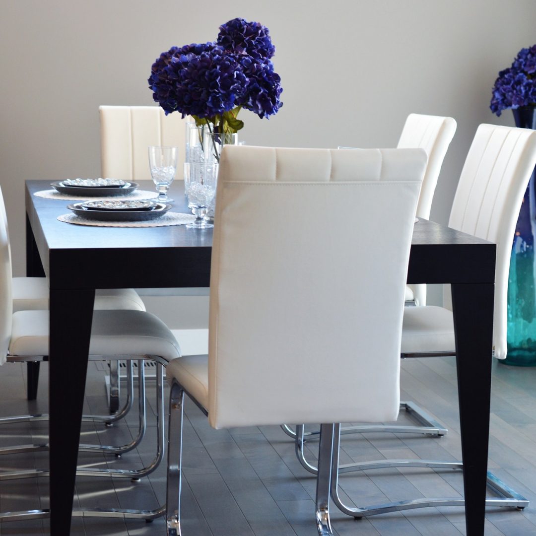 dining-room-g87ffe59ca_1920 dining-room-g87ffe59ca_1920